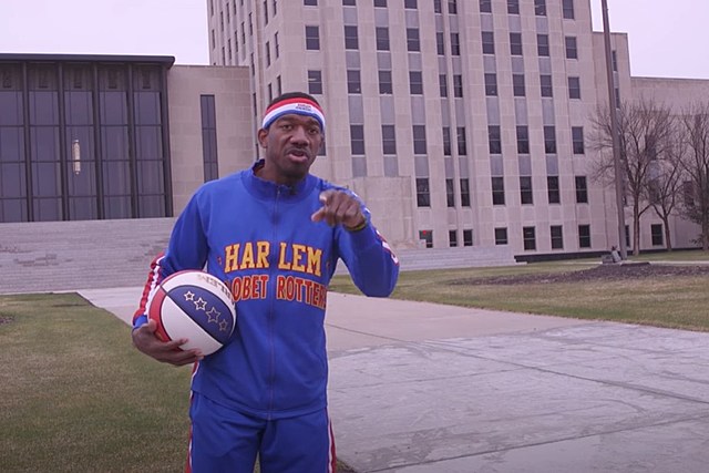 Bismarck Remember This Terrific Trick Shot From The Globetrotters