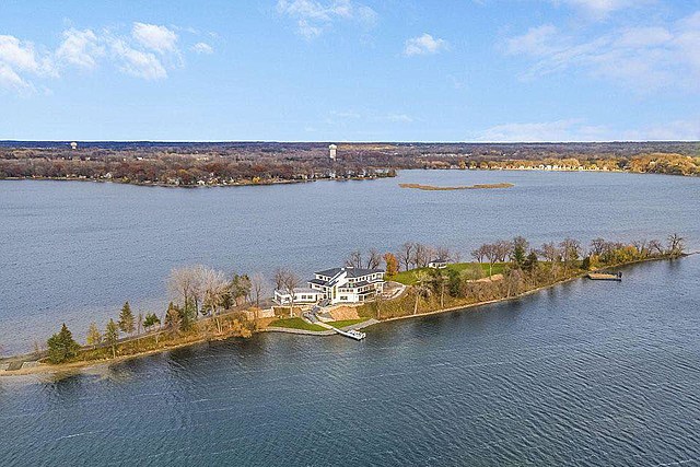 Bismarck:  Want To Own A Stunning Lake Place On A Private Island?