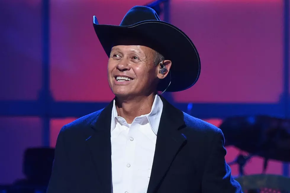 Interview: Neal McCoy on ‘Take a Knee’ and the Death Threats, Grammar Police That Followed
