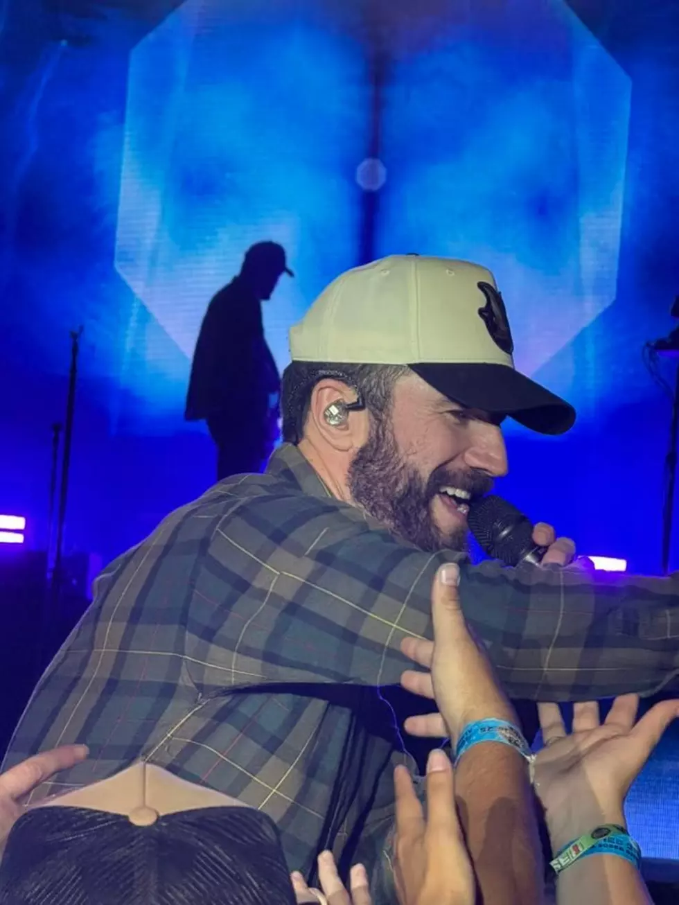 North Dakota Country Fest Sizzles with Sam Hunt on Stage